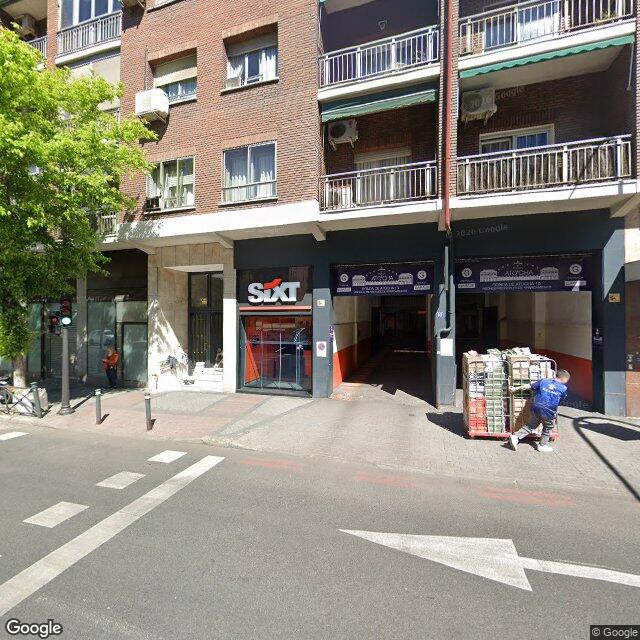 Street view near Alfredo Gaya Portero in Madrid