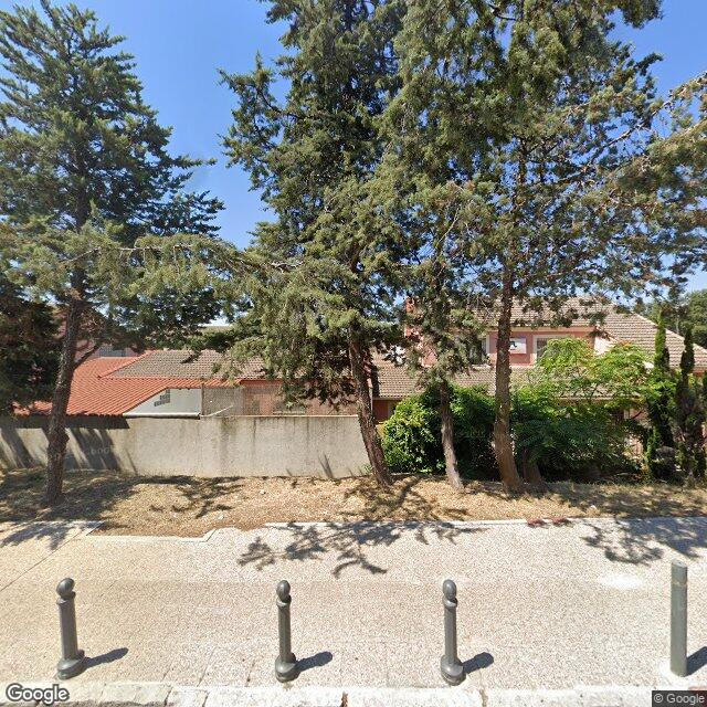 Street view near Ana Mª Otero Morales in Boadilla del Monte
