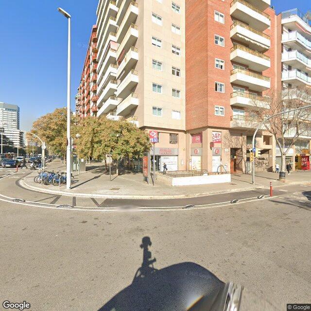 Street view near Aragó,1 Farmàcia in Barcelona