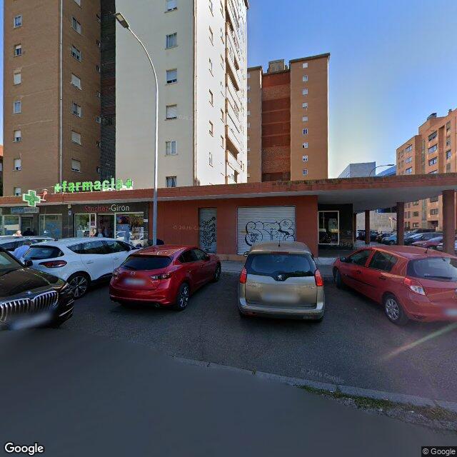 Street view near Beatriz Sánchez-Girón González in Valladolid