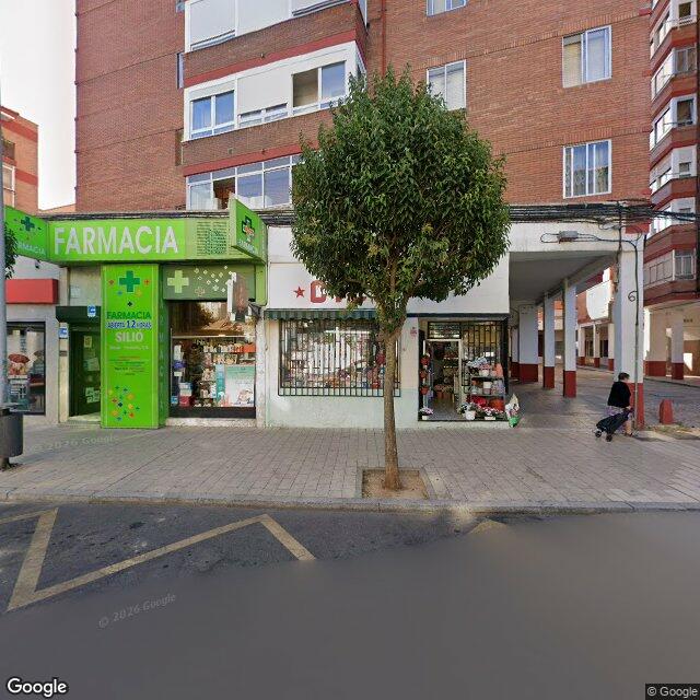 Street view near Blanco Guerra-Fernández Blanco in Valladolid