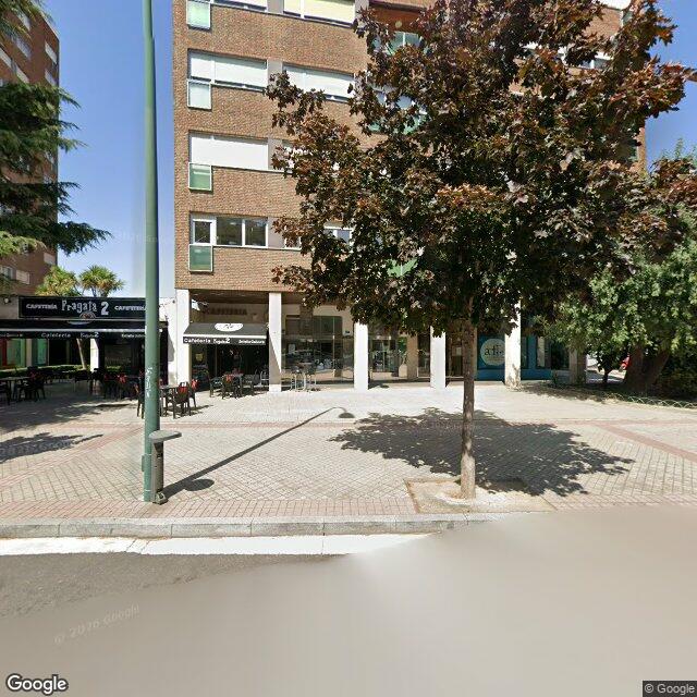 Street view near Buiza Badás, Beatriz in Valladolid