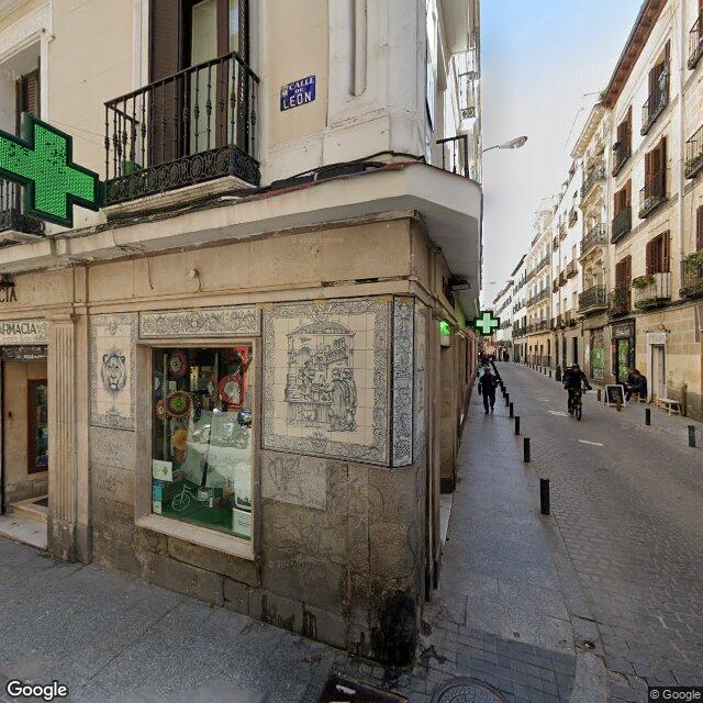 Street view near Casa Botica in Madrid