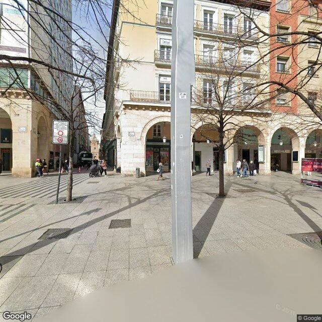 Street view near Castejón Anadón, María Enriqueta in Zaragoza