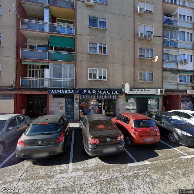 Street view near Concepcion Almarza Camacho in Alcalá de Henares
