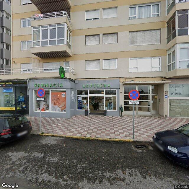 Street view near Cristina Loperena De Saa in Baiona