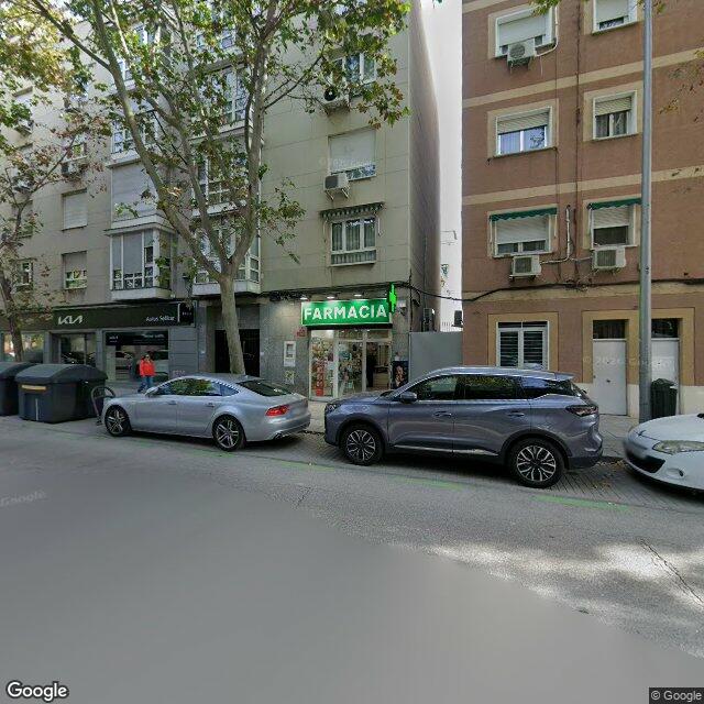 Street view near David Plaza Piñol in Madrid