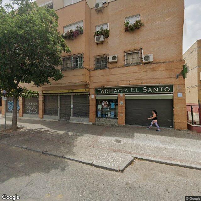 Street view near El Santo in Sevilla