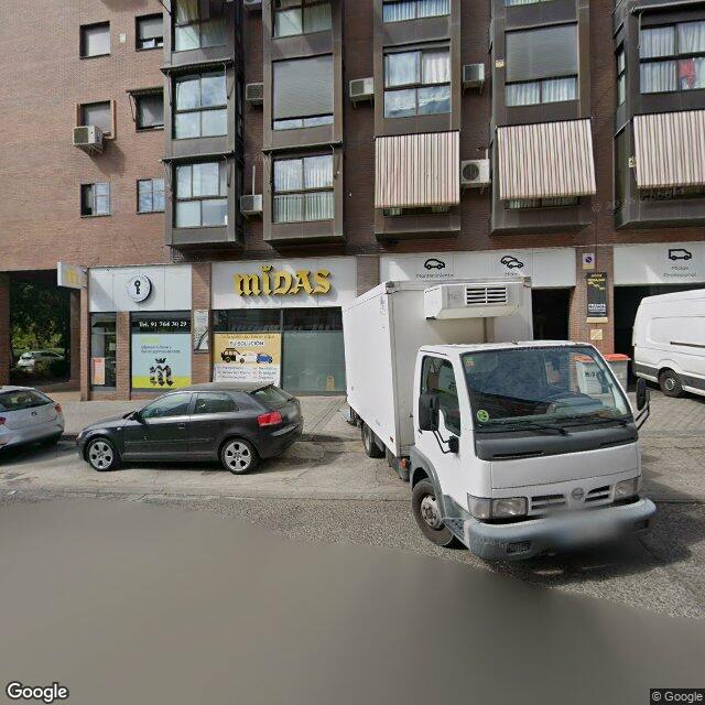 Street view near Elena Dabrio Polo in Madrid
