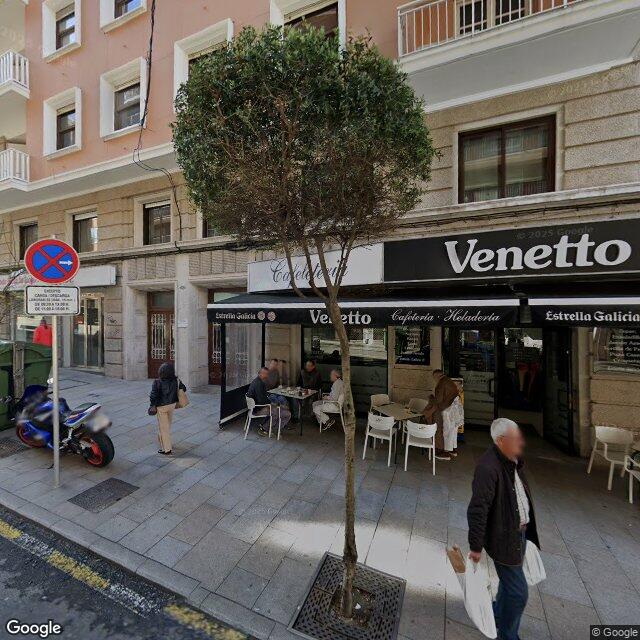 Street view near Elena Touriño Baliña in Vigo