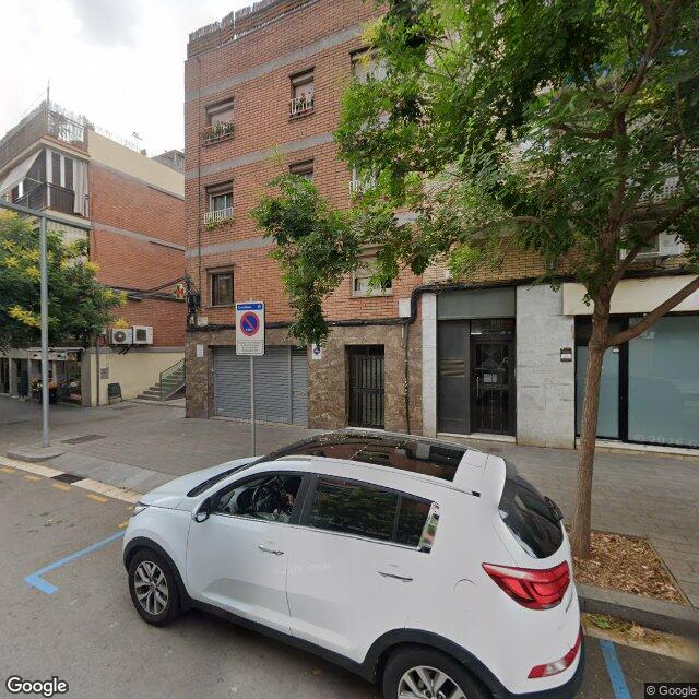 Street view near Eva Maria Gil Mir in Santa Coloma de Gramenet