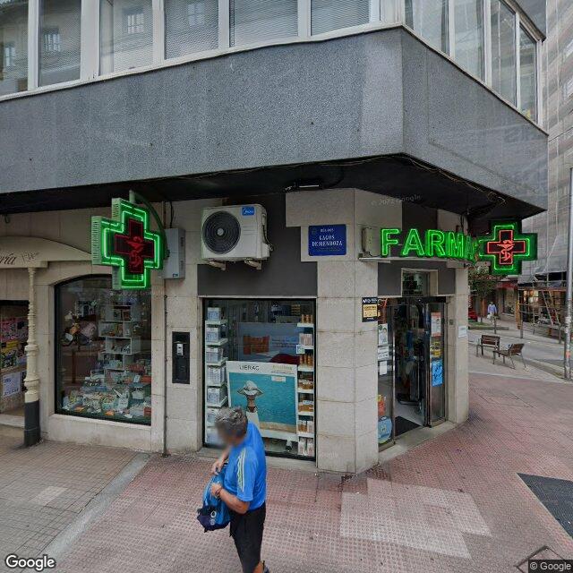 Street view near Evangelina Blanco Rey in Pontevedra