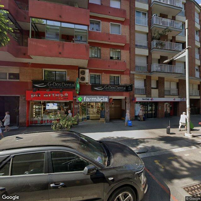Street view near Farmàcia Álvarez Pereiro, Julia Rosario in Barcelona