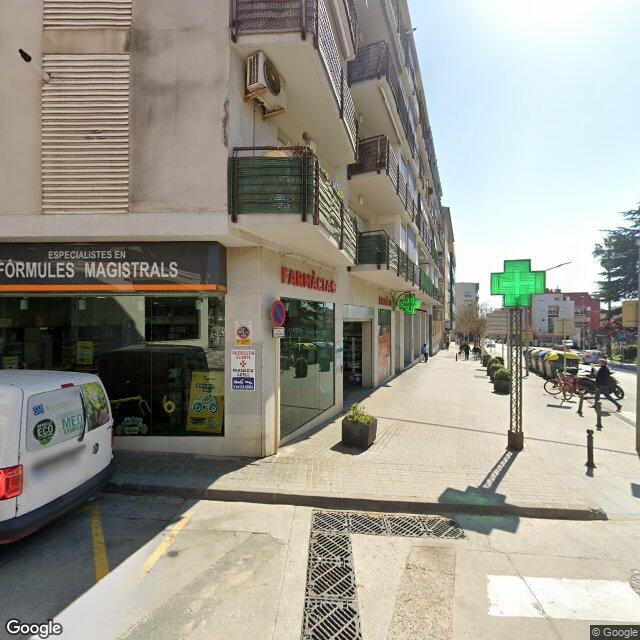 Street view near Farmàcia Adell in Spain