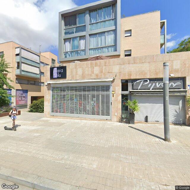 Street view near Farmàcia Adrián Arribas Gámez in Barcelona