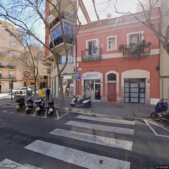 Street view near Farmàcia Alsina Armengol, Conxita in Barcelona