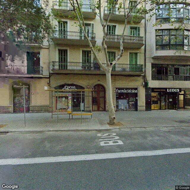 Street view near Farmàcia Alsina Casalduero, M. Macarena in Barcelona