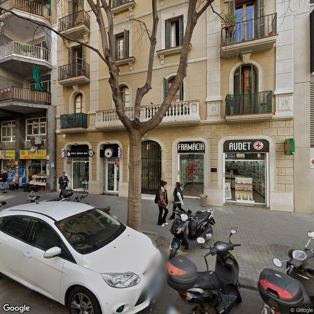 Street view near Farmàcia Audet Bonet, Gemma in Barcelona