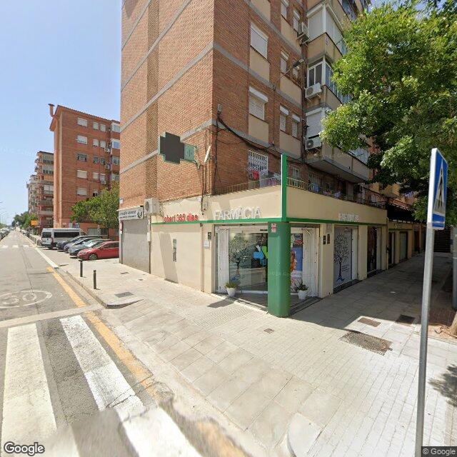 Street view near Farmàcia Ayala Pauner, Bausili in Barcelona