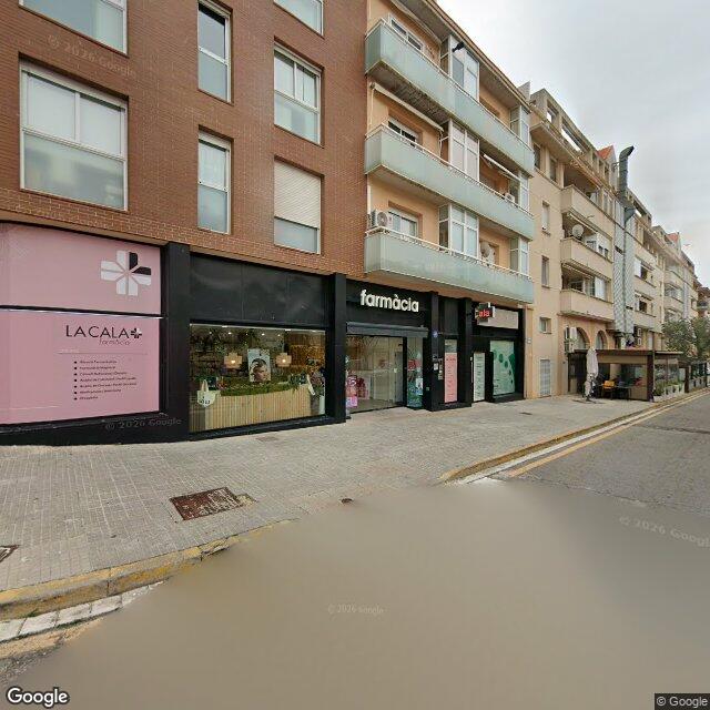 Street view near Farmàcia Aytés in Tarragona