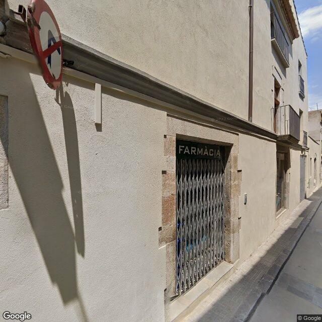 Street view near Farmàcia Bancells Juncá in Gerona