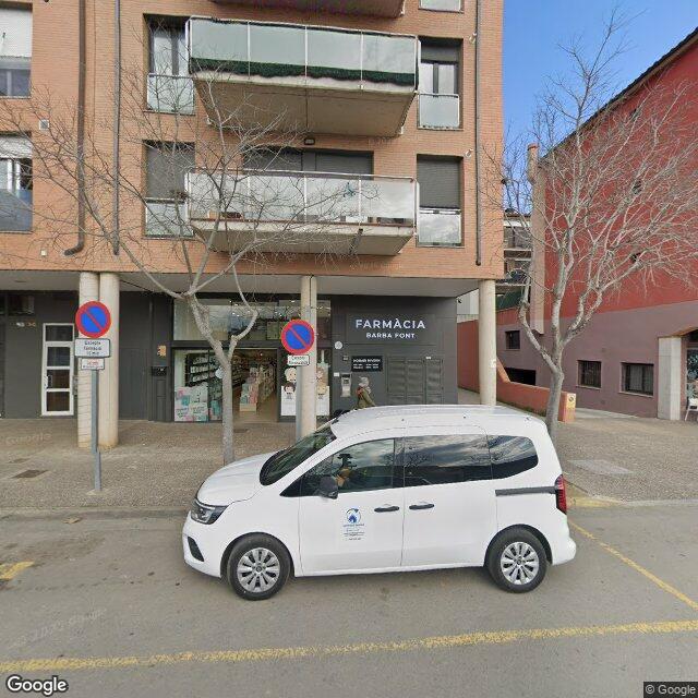 Street view near Farmàcia Barba-Font in Gerona