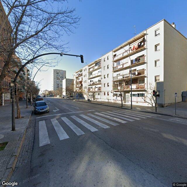 Street view near Farmàcia Barbera Casajuana, Saida in Barcelona