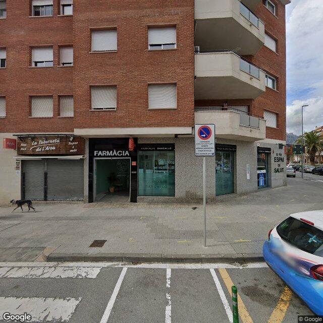 Street view near Farmàcia Bargalló Arqué, M. Salomé in Barcelona