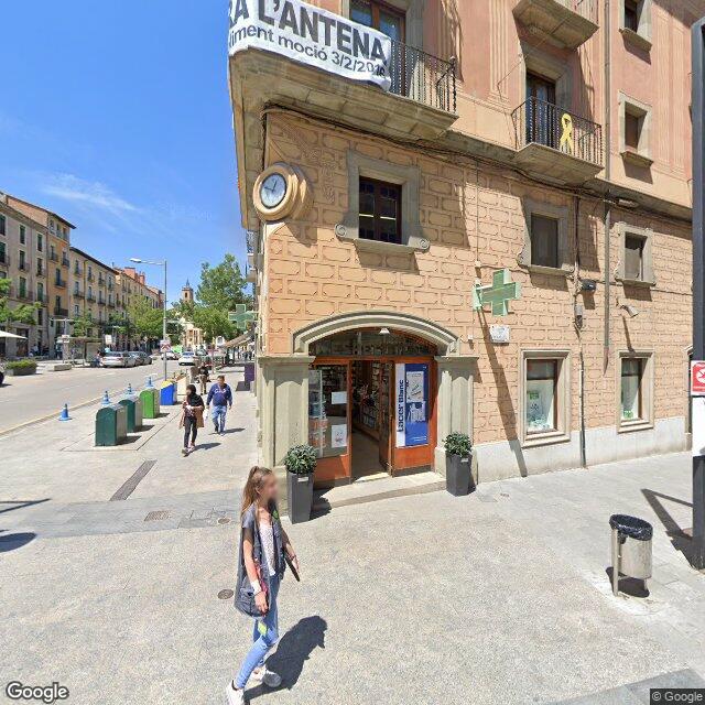 Street view near Farmàcia Barnolas in Vic
