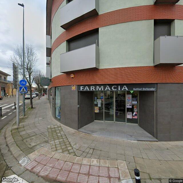 Street view near Farmàcia Batllori Dellonder in Gerona