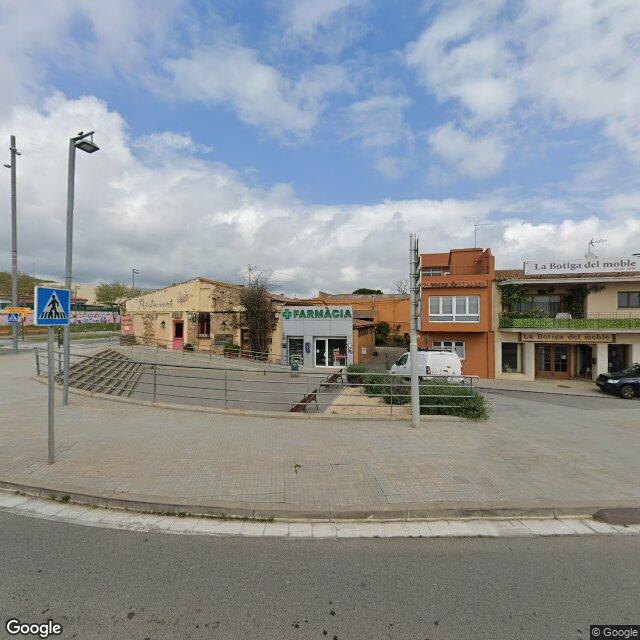 Street view near Farmàcia Begonya Montalban in Gerona