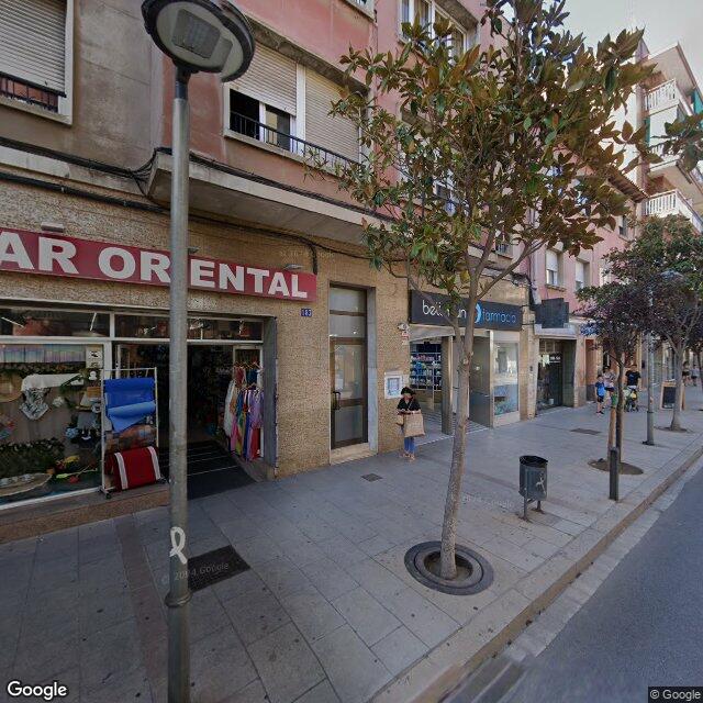 Street view near Farmàcia Bellmunt in Barcelona
