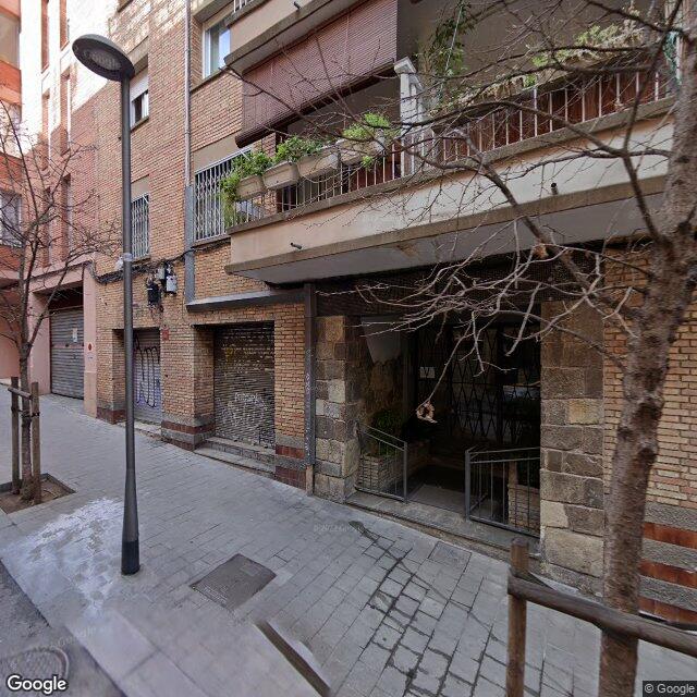 Street view near Farmàcia Belloc Díaz, Concepció in Barcelona