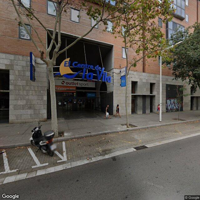Street view near Farmàcia Bouyat Salamanca, Jean-Paul in Barcelona