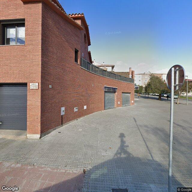 Street view near Farmàcia Busquets Serret, Neus in Barcelona