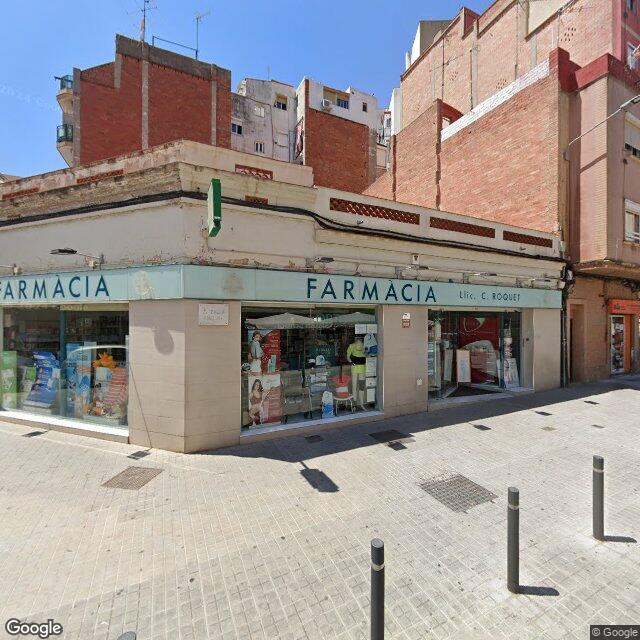 Street view near Farmàcia C. Roquet in Barcelona