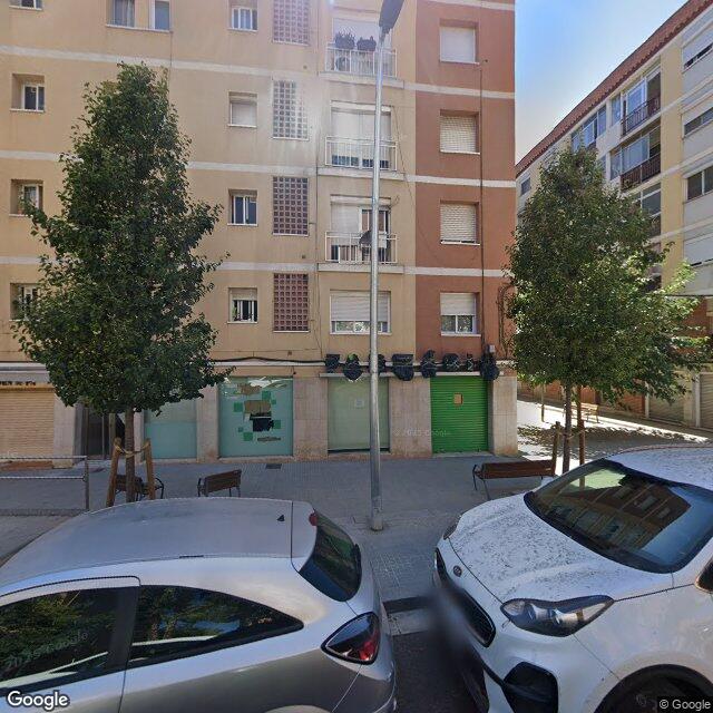 Street view near Farmàcia Calduch in Barcelona