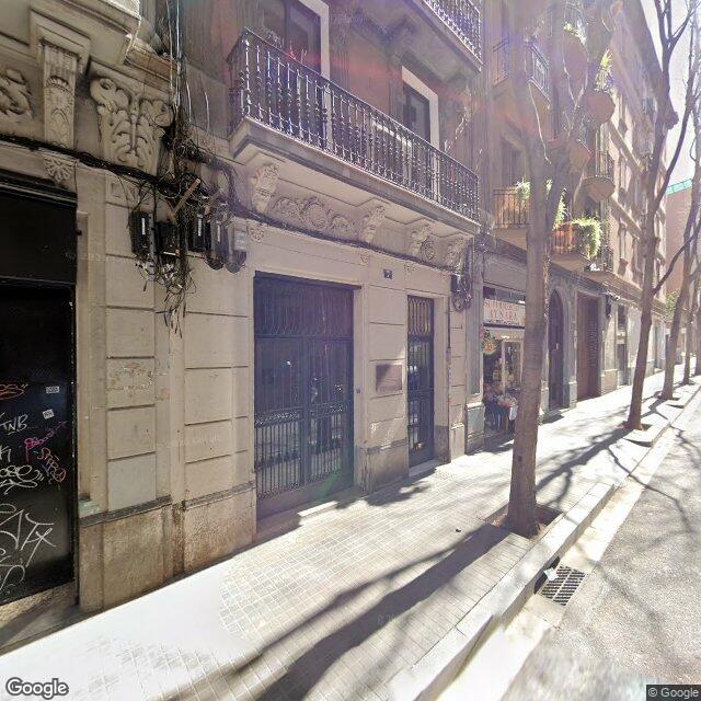 Street view near Farmàcia Calsina Calsina, M. Teresa in Barcelona