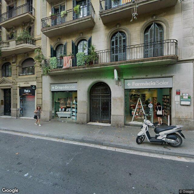 Street view near Farmàcia Catalina Soler Gornals in Barcelona