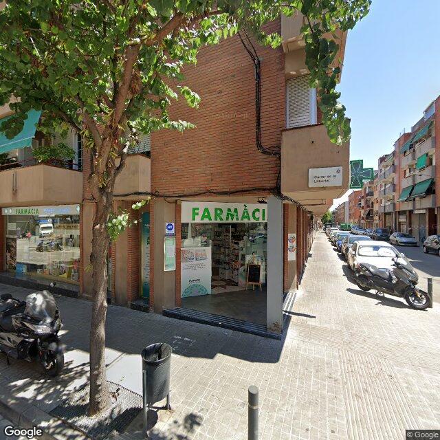 Street view near Farmàcia Collado Pallarés, Esther in Barcelona