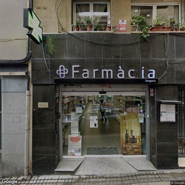 Street view near Farmàcia Colomina Guitart, Clàudia in Barcelona