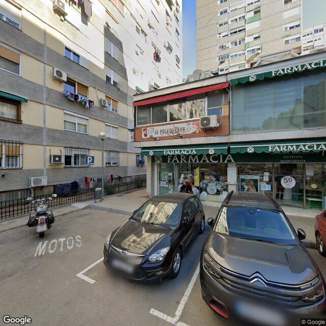 Street view near Farmàcia Concepció Soler Segon in Barcelona