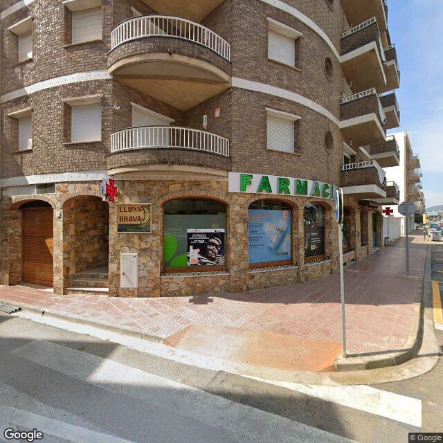 Street view near Farmàcia Costa in Gerona