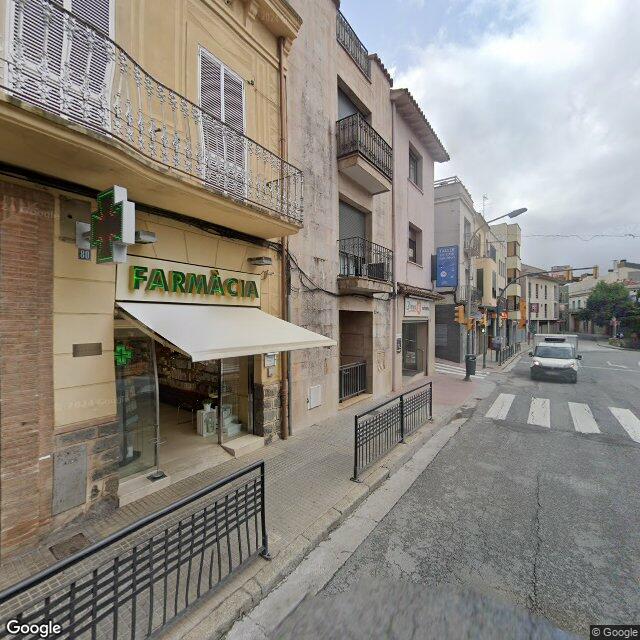Street view near Farmàcia Crespí Arnaus, M. Dolors in Barcelona