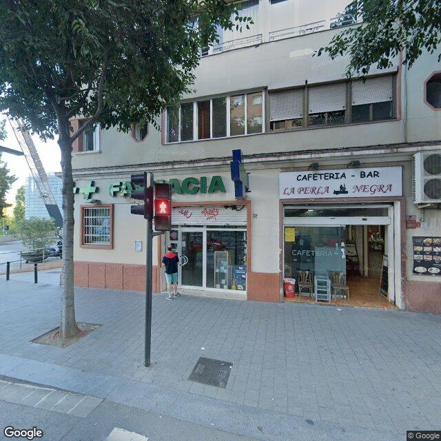 Street view near Farmàcia Cristina Burdeus Reverter in Barcelona