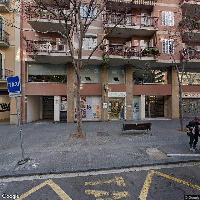 Street view near Farmàcia De León González, Ana Maria in Barcelona