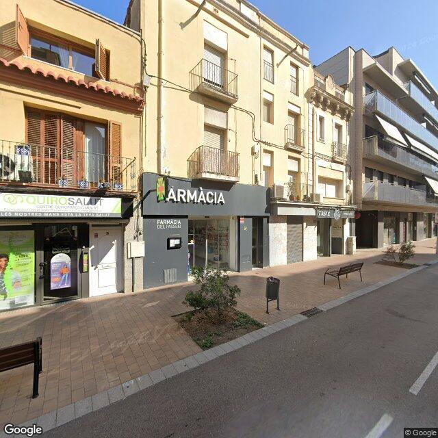 Street view near Farmàcia Del Passeig in Barcelona
