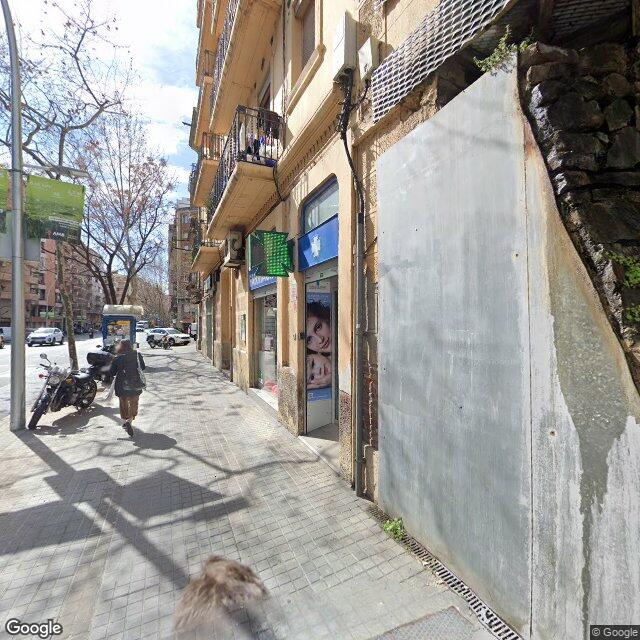 Street view near Farmàcia Delfina García Casas in Barcelona