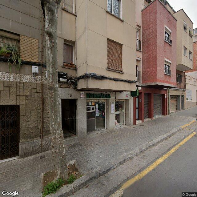 Street view near Farmàcia Diz Vaz, Manuela in Barcelona