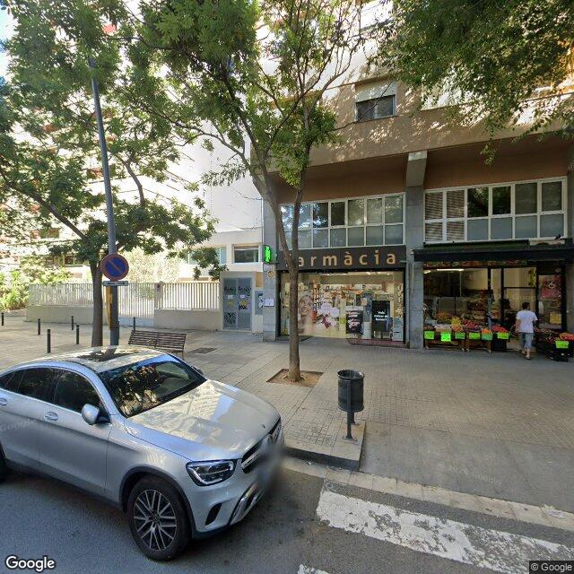 Street view near Farmàcia Elena Serra Busquet in Barcelona